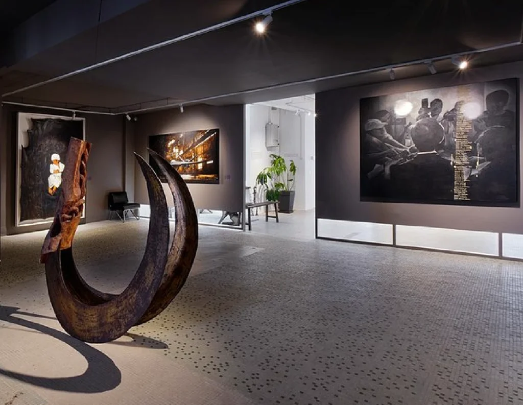 BRINGING URBAN ART TO THE SCENE