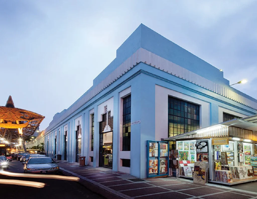 Central Heart to the City